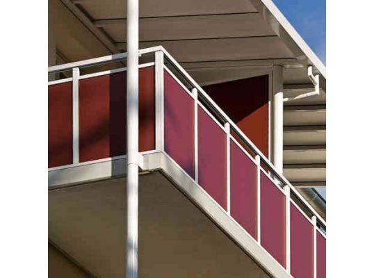 Балконні дахи для підвищення рівня експлуатації балконів