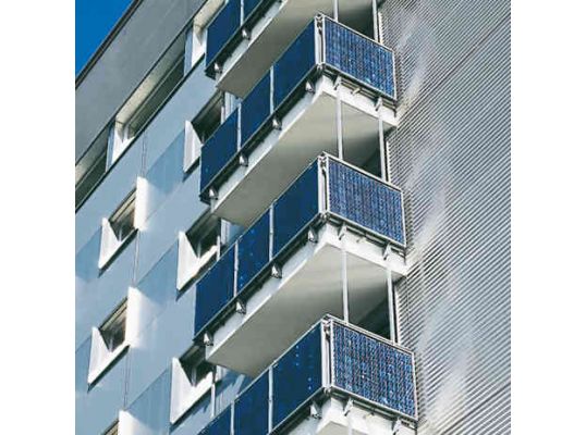 Консольно-закріплені балкони забезпечують візуальне розширення житлового простору